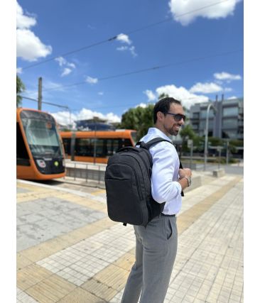 Σακίδιο Πλάτης ΜΑΤΕΙΝ 1007 28L Μαύρο με Θήκη Laptop 15,6”, Αδιάβροχο Σακίδιο με USB & Αντικλεπτική Τσέπη