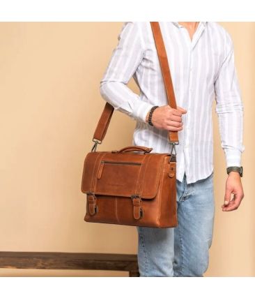 Δερμάτινη Επαγγελματική Τσάντα Chesterfield Imperia C40.109331 Κονιάκ με Θήκη Laptop 15" – Premium Wax Pull-Up Δέρμα