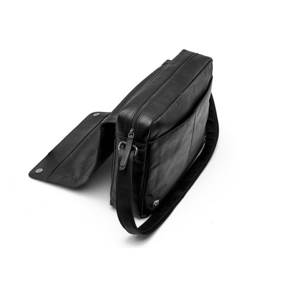 Μικρή Ανδρική Δερμάτινη Τσάντα Chesterfield C48.183000 Μαύρο | Wax Pull Up Δέρμα, Compact με Καπάκι & Μαγνήτη