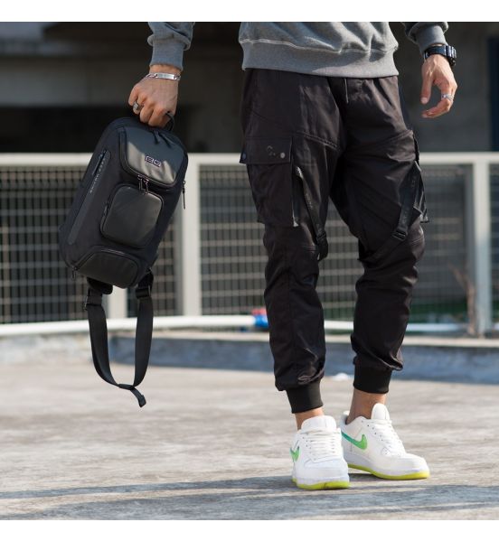 Τσαντάκι Ώμου Χιαστί Bange 7086 Μαύρο – Αδιάβροχο Crossbody με USB – Οργάνωση & Αντικλεπτική Προστασία