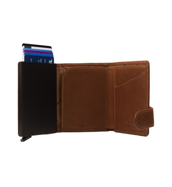 Δερμάτινη Μεταλλική Καρτοθήκη Chesterfield C08.038231 Κονιάκ με RFID Προστασία & Θέση για Χαρτονομίσματα – Premium