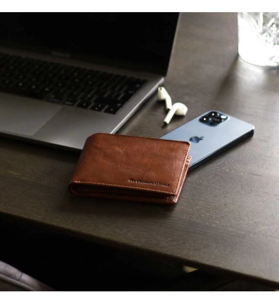 Ανδρικό Δερμάτινο Πορτοφόλι Chesterfield Harlem C08.037031 Κονιάκ – Wax Pull Up, RFID & Premium Ποιότητα