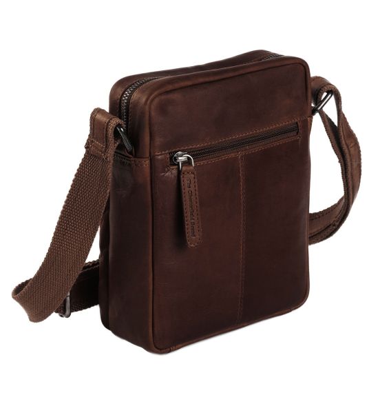 Δερμάτινο Τσαντάκι Ώμου Chesterfield Birmingham C48.098001 Καφέ – Premium Pull-Up Δέρμα με Κομψό & Ανθεκτικό Design