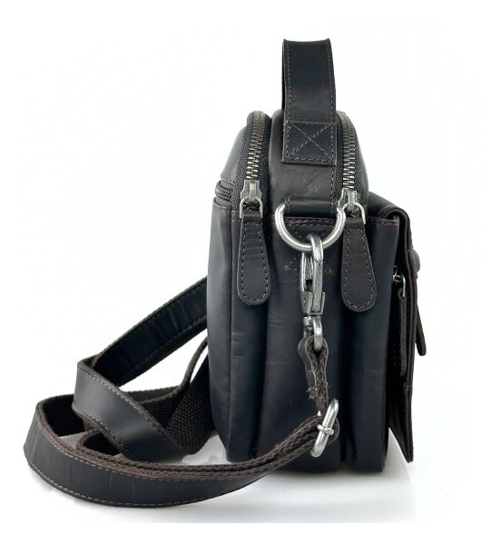 Ανδρικό Δερμάτινο Τσαντάκι Ώμου Μικρό Chesterfield C48.182601 Καφέ | 2 Κεντρικές Θέσεις & 4 Τσέπες | Χειρολαβή