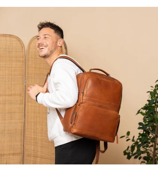 Δερμάτινο Σακίδιο Πλάτης Chesterfield Lennox C58.071131 Κονιάκ – Πολυτελές Laptop 15,6'' Backpack