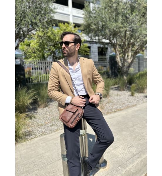 Δερμάτινο Ανδρικό Τσαντάκι Ώμου Bull Captain DJB 037 Καφέ | Slim Vintage Σχέδιο για Κινητό & Πορτοφόλι