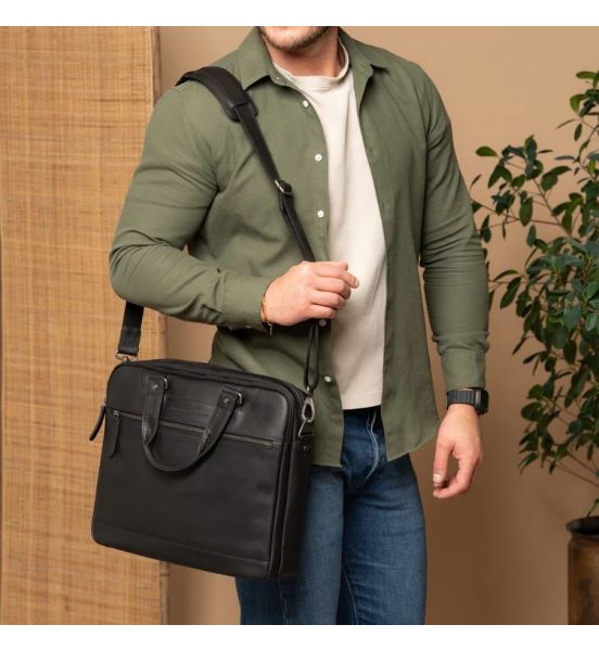 Δερμάτινη Επαγγελματική Τσάντα Chesterfield c40.110600 Μαύρο Imperia | Θήκες Οργάνωσης & Wax Pull Up Δέρμα