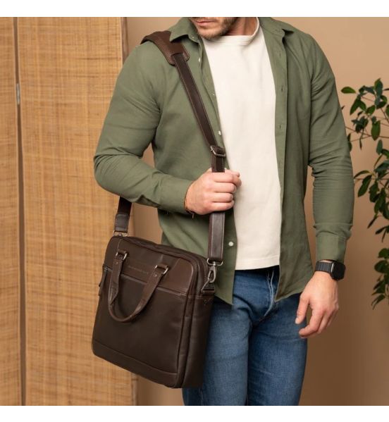Δερμάτινη Επαγγελματική Τσάντα Chesterfield c40.110601 Καφέ Imperia | Θήκες Οργάνωσης & Wax Pull Up Δέρμα