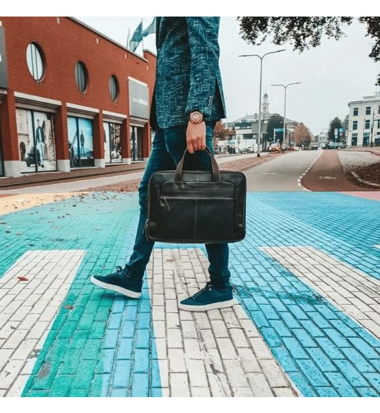 Δερμάτινη Επαγγελματική Τσάντα / Χαρτοφύλακας Laptop 17’’ Chesterfield Ryan C40.101501 Καφέ – Premium Wax Pull-Up Δέρμα