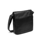 Μεγάλο Ανδρικό Δερμάτινο Τσαντάκι Chesterfield C48.182900 Μαύρο | Wax Pull Up με 2 Κεντρικές Θέσεις & Μαγνητικό Καπάκι