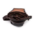 Ανδρικό Δερμάτινο Τσαντάκι Ώμου Chesterfield C48.182801 Καφέ | Wax Pull Up, Compact & 2 Κεντρικές Θέσεις