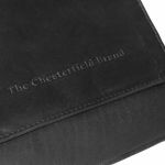 Δερμάτινο Ανδρικό Τσαντάκι Ώμου Chesterfield C48.071000 Μαύρο – Premium Pull-Up Δέρμα, Ανθεκτικό & Vintage