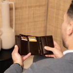 Δερμάτινο Ανδρικό Πορτοφόλι Όρθιο Chesterfield Leroy C08.053001 Καφέ με RFID Προστασία – Premium Soft Nappa Δέρμα
