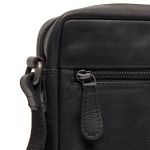 Δερμάτινο Ανδρικό Τσαντάκι Ώμου Chesterfield C48.138600 Laveno Μαύρο – Premium Wax Pull up Δέρμα