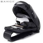 Ανδρικό Τσαντάκι Ώμου Χιαστί Bange 22085 Plus Μαύρο | Carbon Edition | Αδιάβροχο & Θύρα Φόρτισης