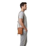 Δερμάτινο Τσαντάκι Ώμου Μικρό Chesterfield Hamilton C48.116331 Κονιάκ – Premium, Ιδανικό για Smartphone