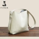 Δερμάτινη Γυναικεία Τσάντα Shopper Ώμου Foxer 9136015F Λευκό | Κομψή Τσάντα Με Αποσπώμενη Εσωτερική Θήκη (2-σε-1)