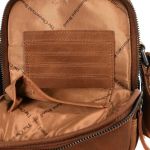 Δερμάτινο Τσαντάκι Ώμου Μικρό Chesterfield C48.097231 Κονιάκ – Κομψό & Ανθεκτικό Wax Pull-Up Δέρμα