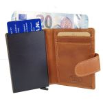 Δερμάτινη Μεταλλική Καρτοθήκη Chesterfield C08.038131 Κονιάκ με RFID Προστασία – Ασφάλεια & Πολυτέλεια