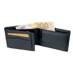 Δερμάτινο Ανδρικό Πορτοφόλι Chesterfield C08.017300 Μαύρο με RFID Προστασία – Premium Ασφάλεια & Πολυτέλεια