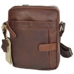 Ανδρικό Δερμάτινο Τσαντάκι Ώμου Chesterfield C48.071701 Καφέ – με 2 Κεντρικές Θήκες & Premium Ποιότητα
