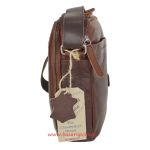 Ανδρικό Δερμάτινο Τσαντάκι Ώμου Chesterfield C48.071701 Καφέ – με 2 Κεντρικές Θήκες & Premium Ποιότητα