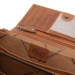 Δερμάτινο Γυναικείο Πορτοφόλι Μεγάλο Chesterfield Mirthe C08.017831 Κονιάκ με RFID Προστασία – Premium Wax Pullup Δέρμα