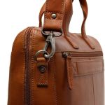 Δερμάτινη Επαγγελματική Τσάντα Chesterfield Levanto  C40.109131 Κονιάκ για Laptop 14