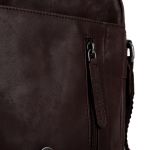 Ανδρικό Δερμάτινο Τσαντάκι Ώμου Chesterfield Remy C48.055000 Καφέ – Premium, Κομψό με Καπάκι & Φερμουάρ