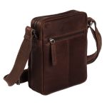 Δερμάτινο Τσαντάκι Ώμου Chesterfield Birmingham C48.098001 Καφέ – Premium Pull-Up Δέρμα με Κομψό & Ανθεκτικό Design