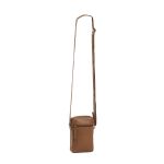 Δερμάτινο Τσαντάκι Ώμου Μικρό Chesterfield Hamilton C48.116331 Κονιάκ – Premium, Ιδανικό για Smartphone