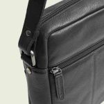 Ανδρικό Δερμάτινο Τσαντάκι Ώμου Chesterfield Valtorio C48.144500 Μαύρο | Γνήσιο Δέρμα Premium Ποιότητας