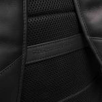 Δερμάτινο Σακίδιο Πλάτης Chesterfield C58.700200 Μαύρο – Wax Pull Up Δέρμα, με 3 Θήκες & Laptop Compartment