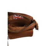 Δερμάτινο Τσαντάκι Ώμου Chesterfield C48.083731 Κονιάκ – Pull-Up Δέρμα Premium – Κομψό, Ανθεκτικό & Πρακτικό