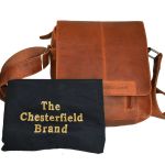 Ανδρικό Δερμάτινο Τσαντάκι Ώμου Chesterfield Remy C48.055031 Κονιάκ – Premium, Κομψό με Καπάκι & Φερμουάρ