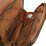 Δερμάτινο Τσαντάκι Ώμου Chesterfield Alva C48.095531 Κονιάκ – Premium Pull-Up Δέρμα με Πολλαπλές Θήκες