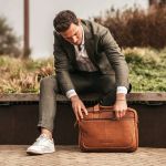 Δερμάτινη Επαγγελματική Τσάντα Chesterfield SETH C40.101031 Κονιάκ για Laptop 15.6” – Premium Business Class Design