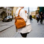 Γυναικείο Δερμάτινο Σακίδιο Πλάτης Chesterfield Saar C58.026131 Κονιάκ – Premium, Κομψό Στυλ για Πόλη & Γραφείο